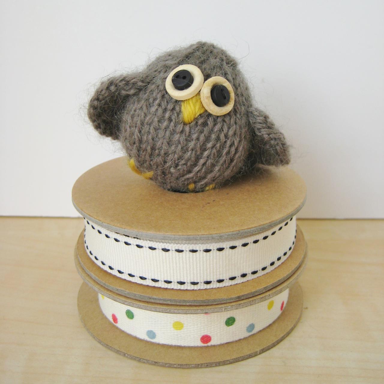 Little Owl Toy Knitting Pattern on Luulla